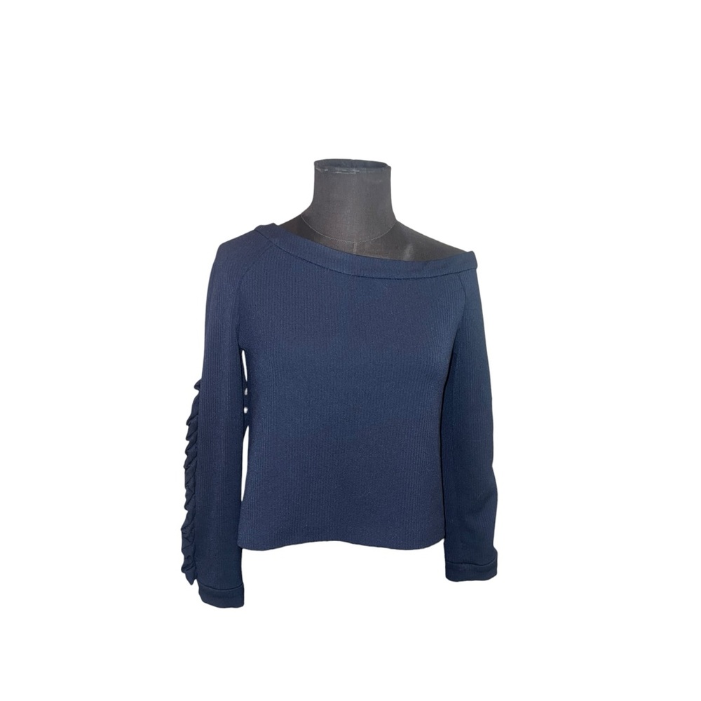 𝐂𝐋𝐄𝐀𝐑𝐎𝐔𝐓 𝐒𝐀𝐋𝐄🚨 🖤𝐍𝐀𝐕𝐘 Off-Shoulder Ribbed Knit Top with Ruched Sleeves